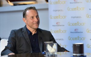 Golden Foot - Previews