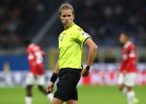 Il primo Milan-Juventus di Chiffi: 101 gare in A, 15 espulsioni comminate...