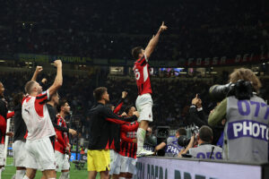 gol-da-derby-rimasti-gabbia-e-pulisic-partiti-theo-e-tijji-jovic-e-abraham