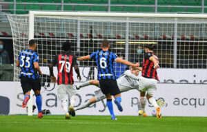 Derby alle 18:00