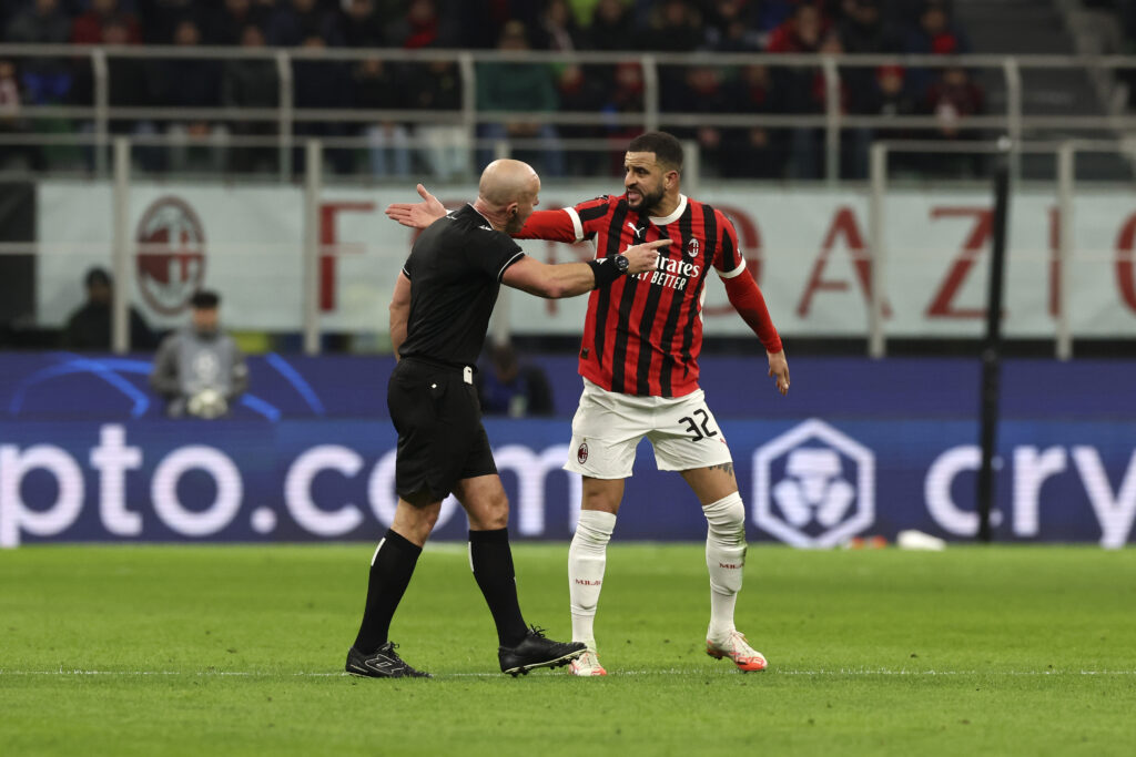 milan-champions-league-errori-arbitrali-uefa-marciniak-theo-hernandez-moder-feyenoord