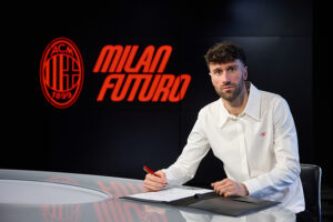 Milan Futuro Unveil New Signing Simone Branca
