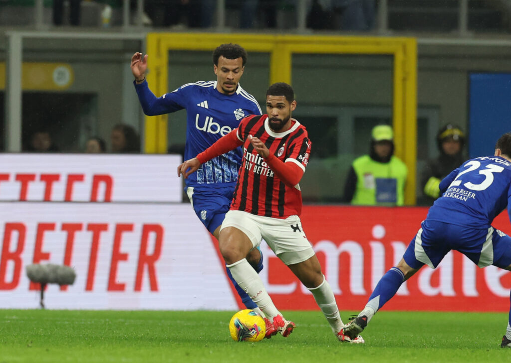 dele-alli-loftus-cheek-milan-como-espulsione-social-polemica-chat-whats-app