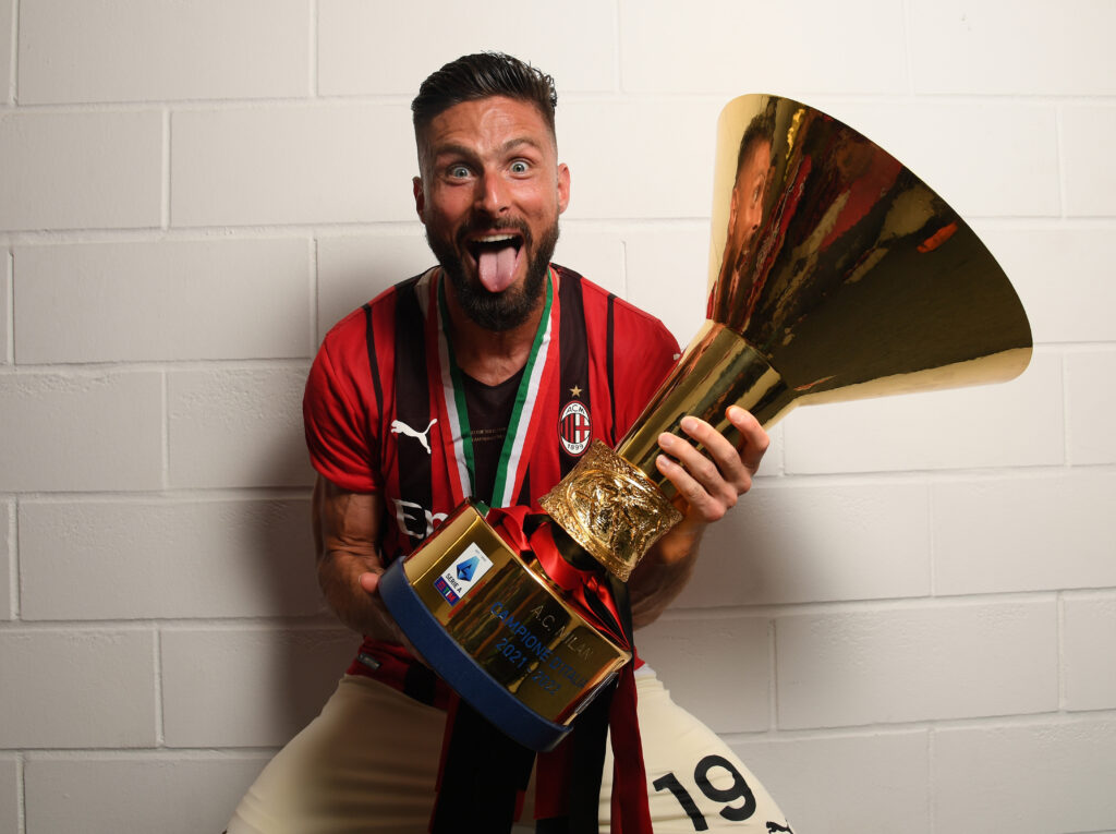 tare-su-santiago-gimenez-e-la-ricerca-del-nuovo-giroud-attacco-news