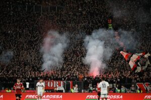 curva premiazione