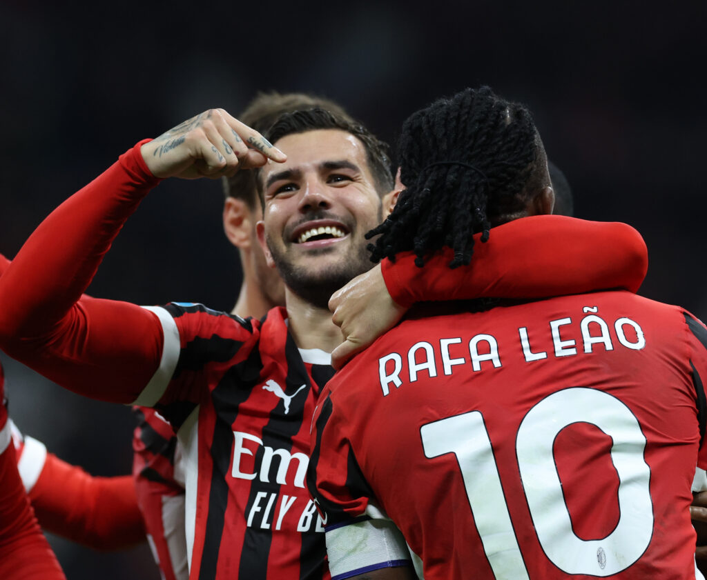 Fascia sinistra Milan