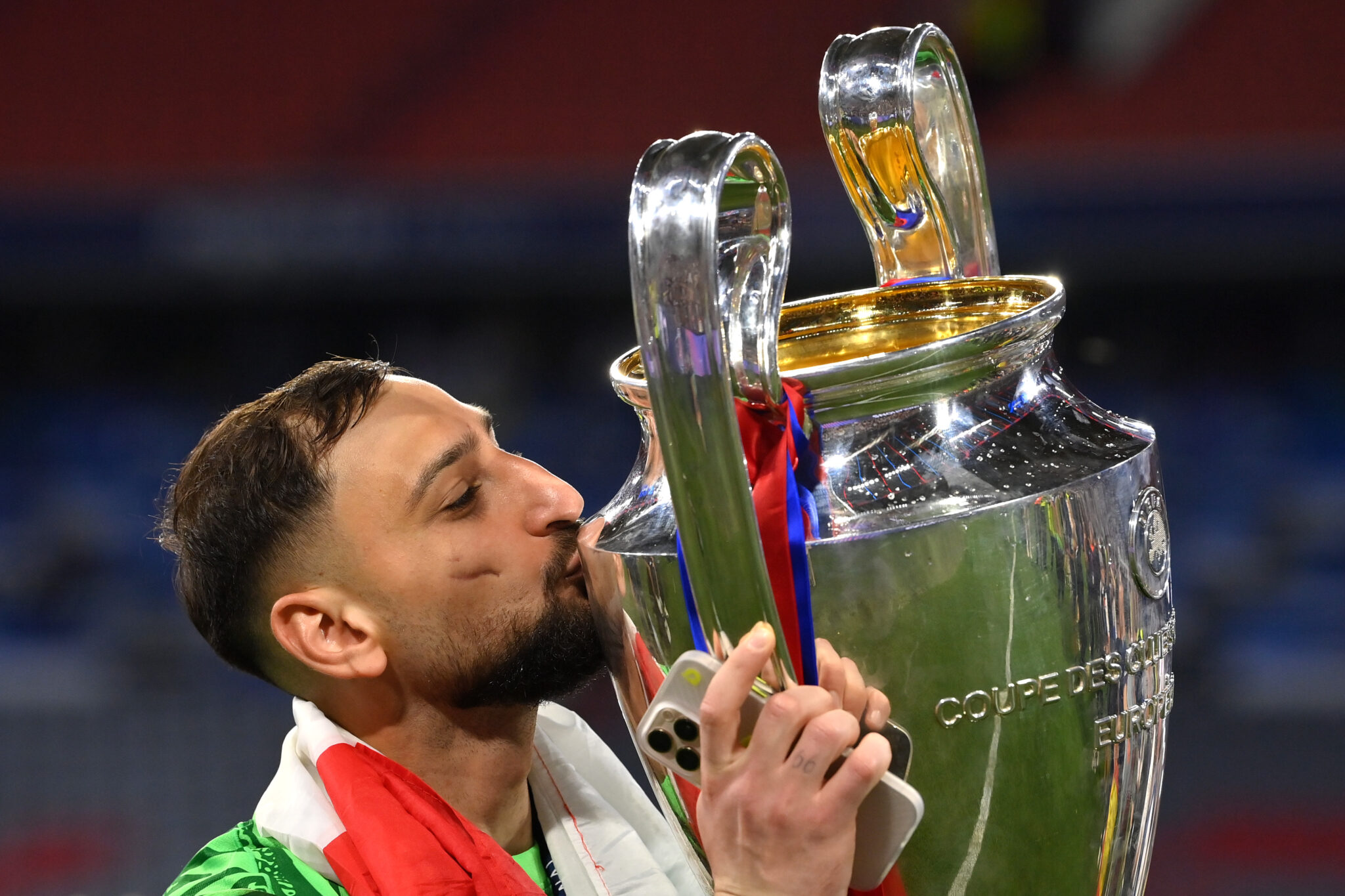 Enzo Riola Enzo Raiola: