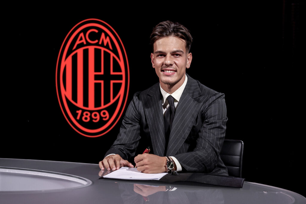milan-il-messaggio-di-jashari-tifosi-rossoneri-ci-vediamo-a-san-siro