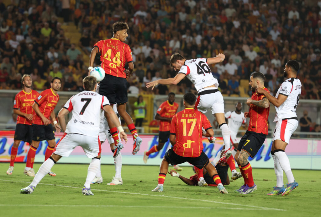 Gabbia Lecce Milan VAR