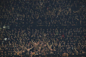 San Siro, oggi la Curva Sud Milano tornerà a colorarsi: tutti con la sciarpa