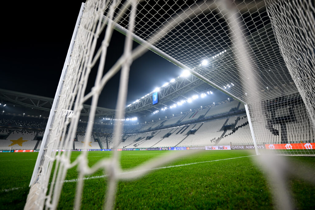 curva-sud-san-siro-milan-napoli-juvenuts-trasferta-torino-post-social-banditi-prezzo-biglietto