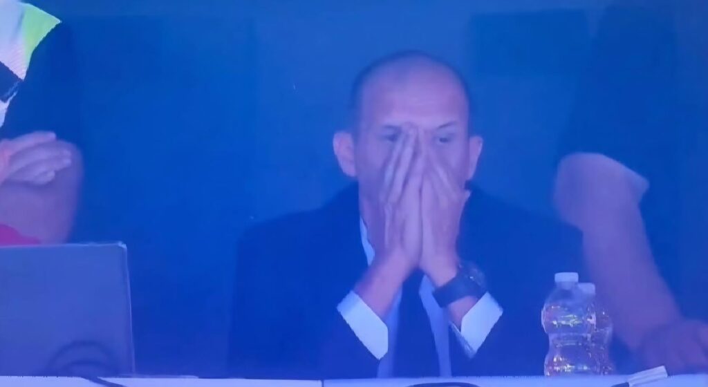 Allegri tribuna