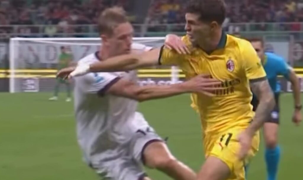 Pulisic arbitro