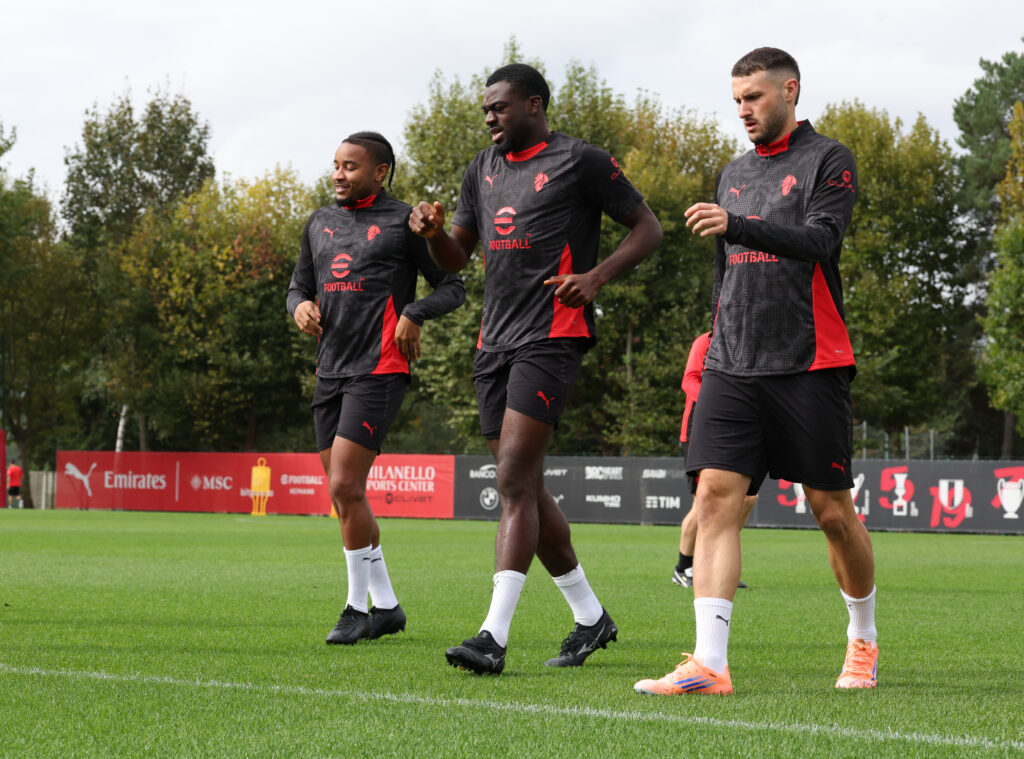 milan-napoli-serie-a-formazioni-leao-allegri-conte-chi-gioca-arbitro-var-dove-guardarla-indisponibili-squalificati-news-ultima-ora