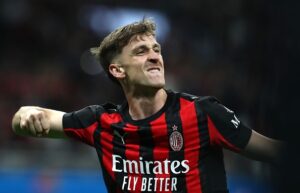 saelemaekers-guida-arbitro-esultanza-rigore-dybala-maignan-milan-roma-ammonizione-giallo-regolamento-spiegazione