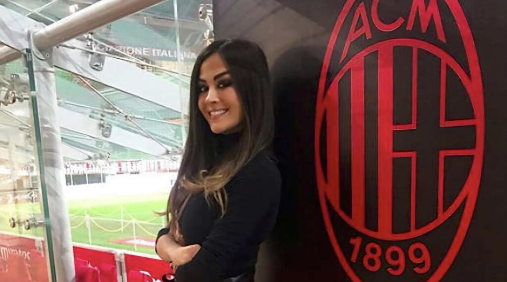 milan-tv-giorgia-palmas-di-nuovo-serena-in-treno