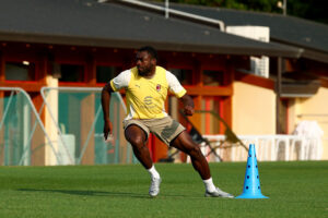 Milan, Fofana: "Leao non ha bisogno di consigli, domenica daremo il massimo"