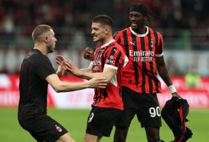 milan-fiorentina-san-siro-serie-a-settimaa-giornata-diretta-live-dazn-risultato-gol-probabili-formazioni-ufficiali-interviste-dichiarazioni-news