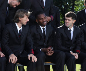 Leao e Pulisic, prima volta insieme: derby, rinnovi e mercato attaccanti