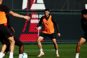 gimenez-mercato-futuro-milan-premier-league