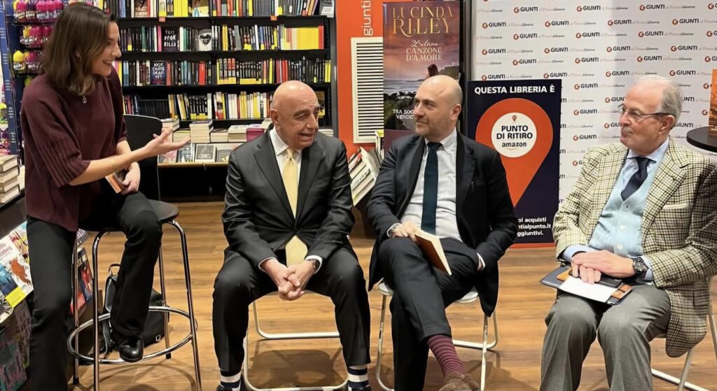 Max Allegri fra due fuochi: il "consenso politico" e il Sarrismo...