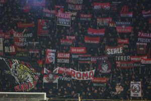 parma-nuovo-coro-della-curva-rossonera-la-prima-volta-che-ti-ho-visto-ero-bambino