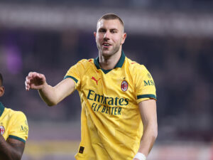 pavlovic-ma-quanto-e-milanista-cori-e-salti-a-torino