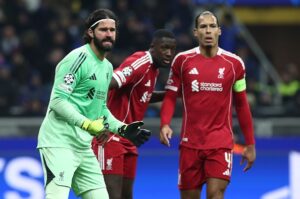Milan, priorità Maignan ma monitor accesi: su Alisson e Hugo...