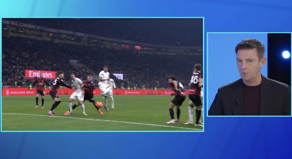 Milan-Lazio, il Var non appoggia la decisione dell'arbitro Collu