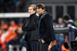 zazzaroni-proteste-conte-oriali-allegri-offese