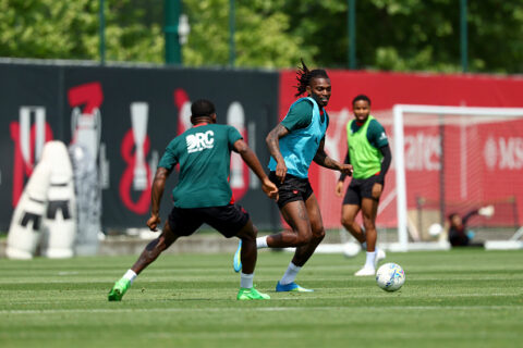 altro-tweet-leao-impara-e-migliora-con-gli-allenamenti-di-max