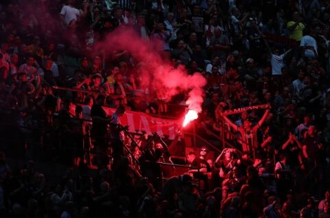 coro-juventini-barcellona-tifosi-milan