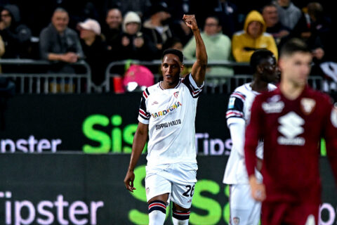 yerry-mina-gol-salvezza-milan-cagliari