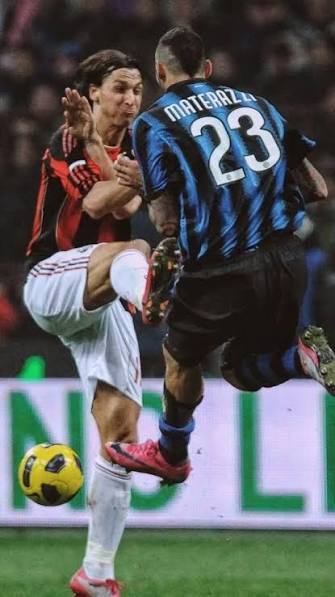 materazzi-ibra-milan-inter-derby-frecciate