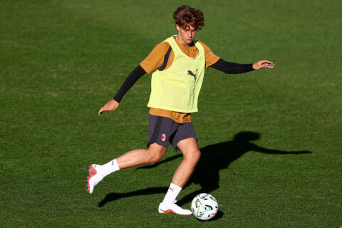 AC Milan Training &amp; Press Conference