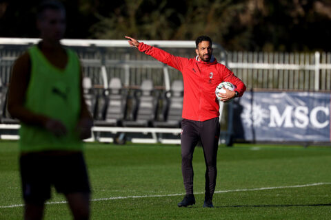 Amorim dirige l'allenamento rossonero