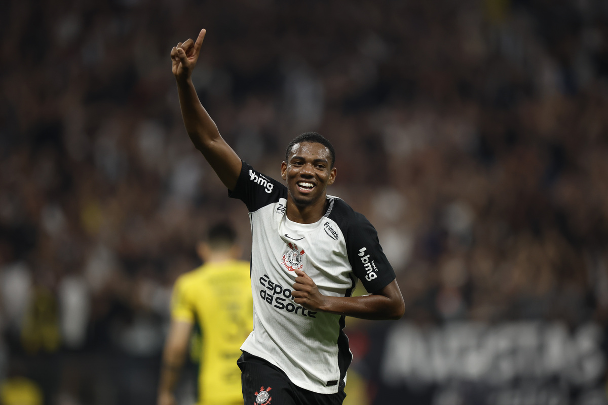 Corinthians v Mirassol - Brasileirao 2025