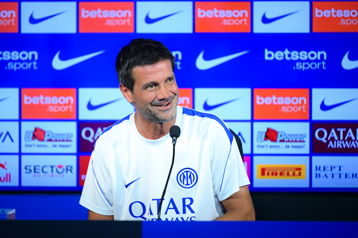FC Internazionale Training Session &amp; Press Conference