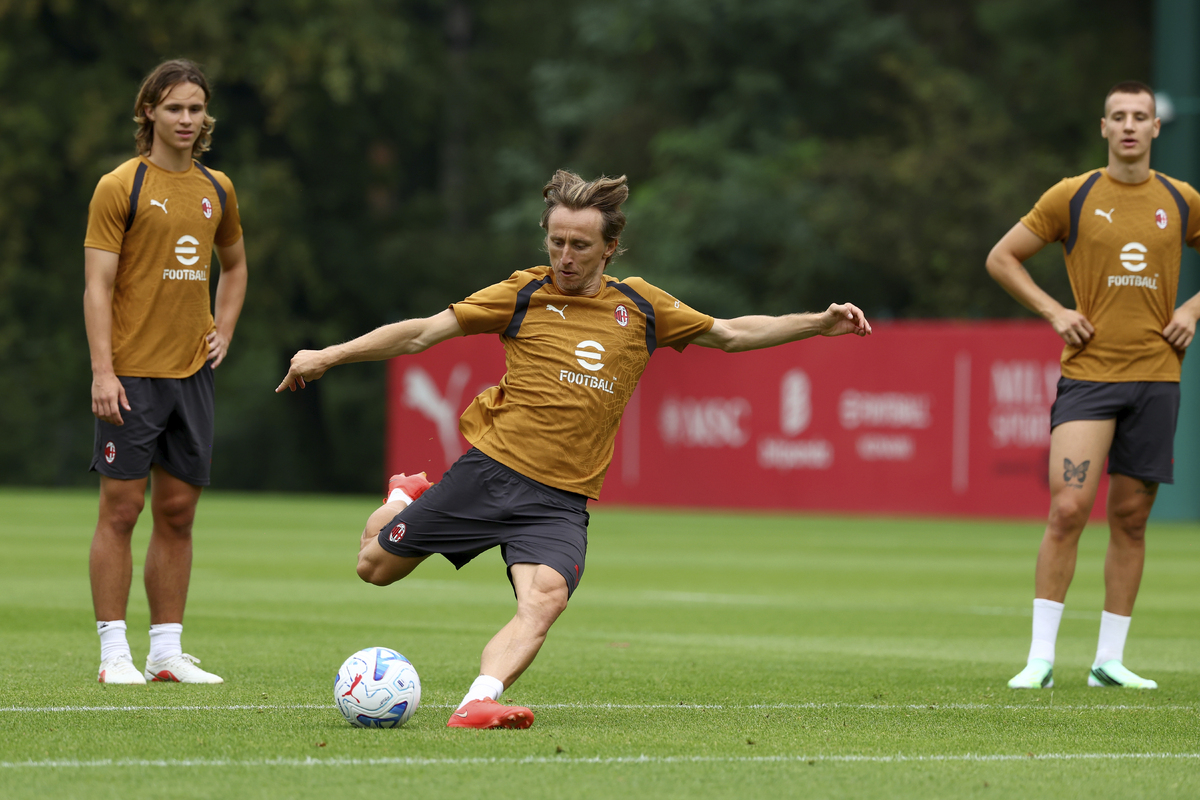 AC Milan Training Session