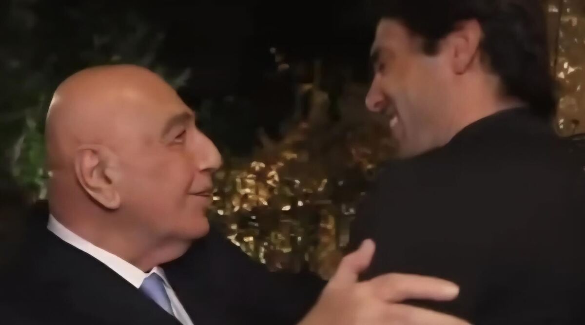 certo-che-e-lui-galliani-vede-kaka-e-si-emoziona-che-abbraccio