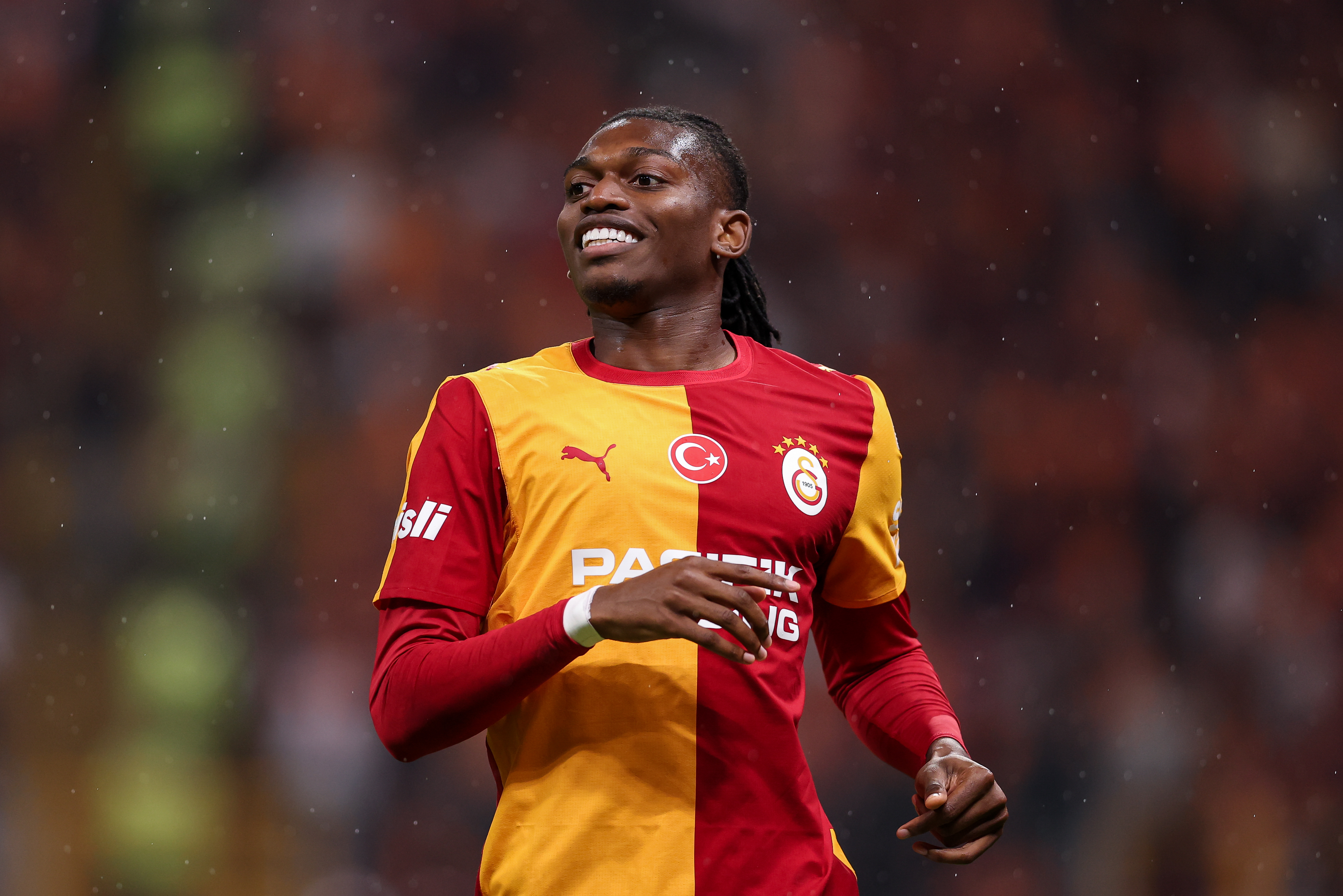 leao nella bufera la foto con yamal dopo la disfatta fa infuriare i tifosi del galatasaray da Milanistichannel.com leao nella bufera la foto con yamal dopo la disfatta fa infuriare i tifosi del galatasaray