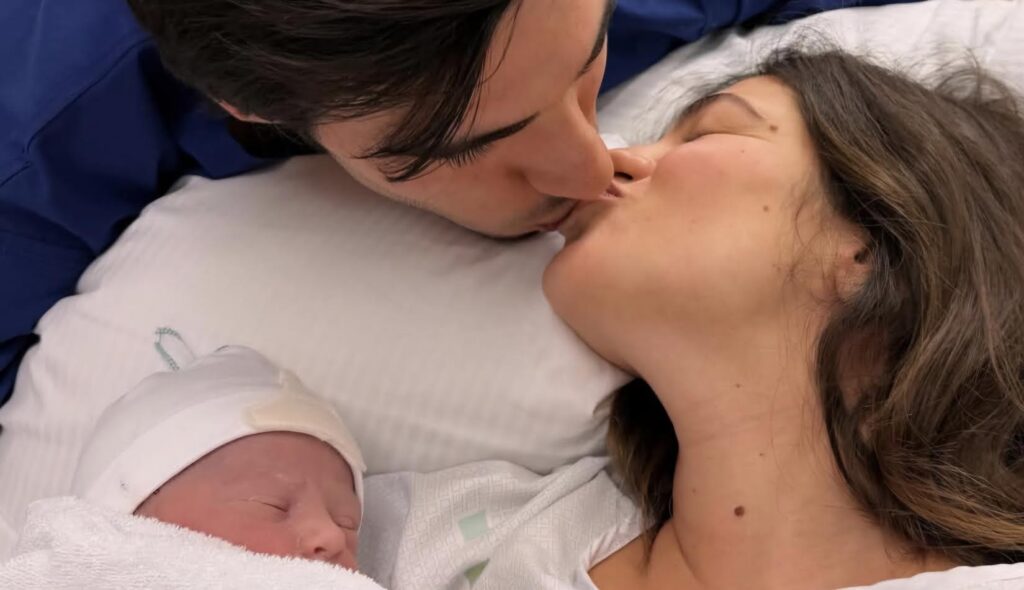 sandro-tonali-al-figlio-leonardo-ti-amiamo-alla-follia