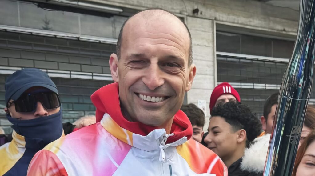 allegri-milan-calcio-olimpiadi-torcia-seriea-como
