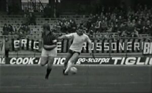 cagliari-milan-il-rigore-dei-tuoni-e-fulmini-di-rivera-anquilletti-su-gigi-riva