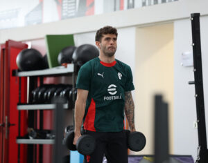 emiliano-viviano-derby-attacco-milan-leao-pulisic