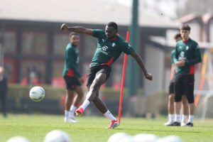 fofana-titolare-lazio-milan-de-winter-grande-crescita