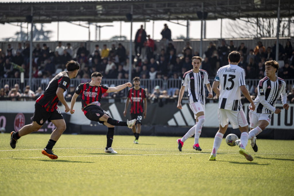 Juventus U20 v AC Milan U20 - Primavera 1